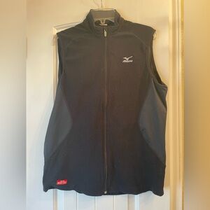 Mizuno black Breath Thermo vest, size M